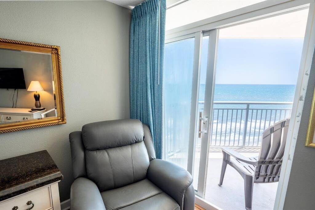 Baywatch Renovated, Unobstructed Oceanfront Views! Villa Myrtle Beach Eksteriør billede
