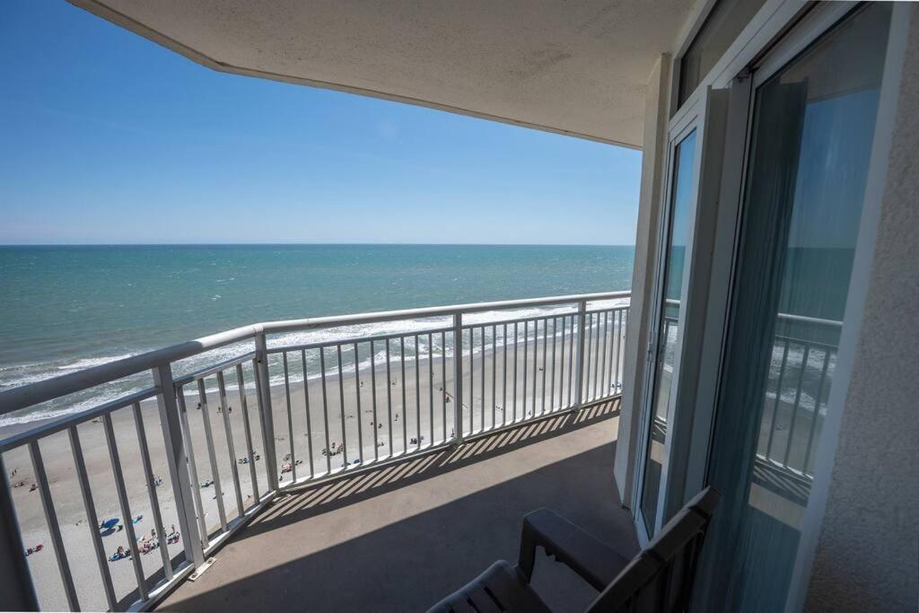 Baywatch Renovated, Unobstructed Oceanfront Views! Villa Myrtle Beach Eksteriør billede