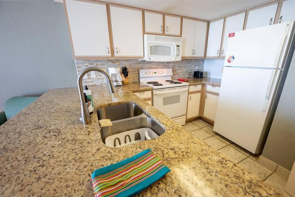 Baywatch Renovated, Unobstructed Oceanfront Views! Villa Myrtle Beach Eksteriør billede